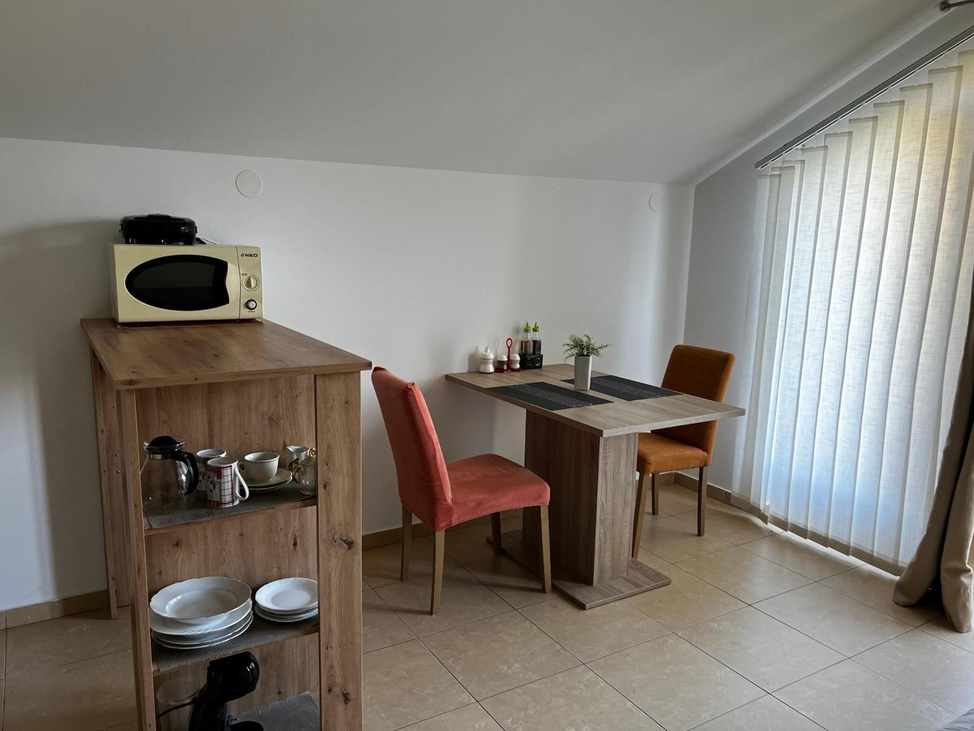 Apartment Lira Mlini