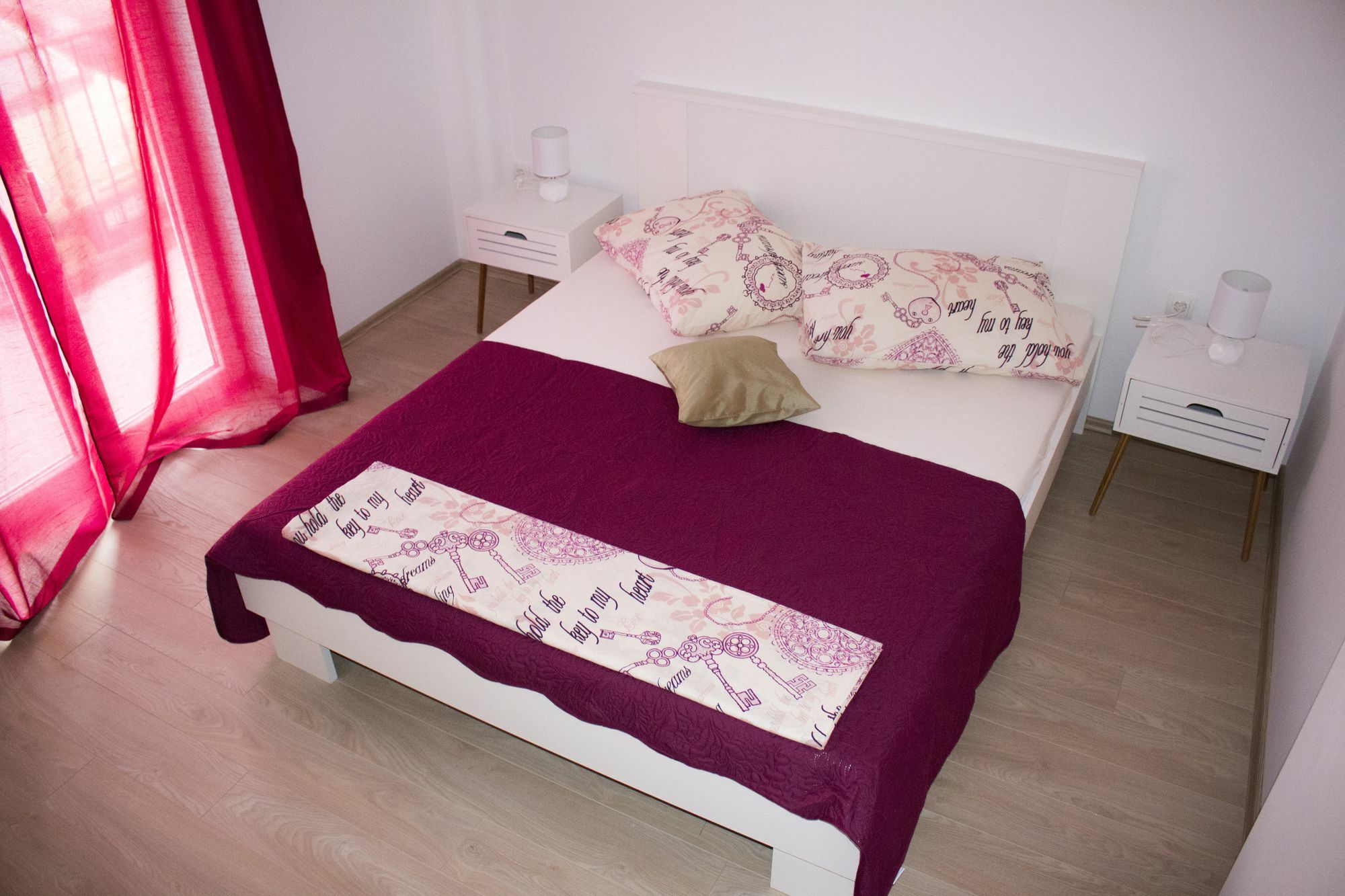 Apartment Lira *