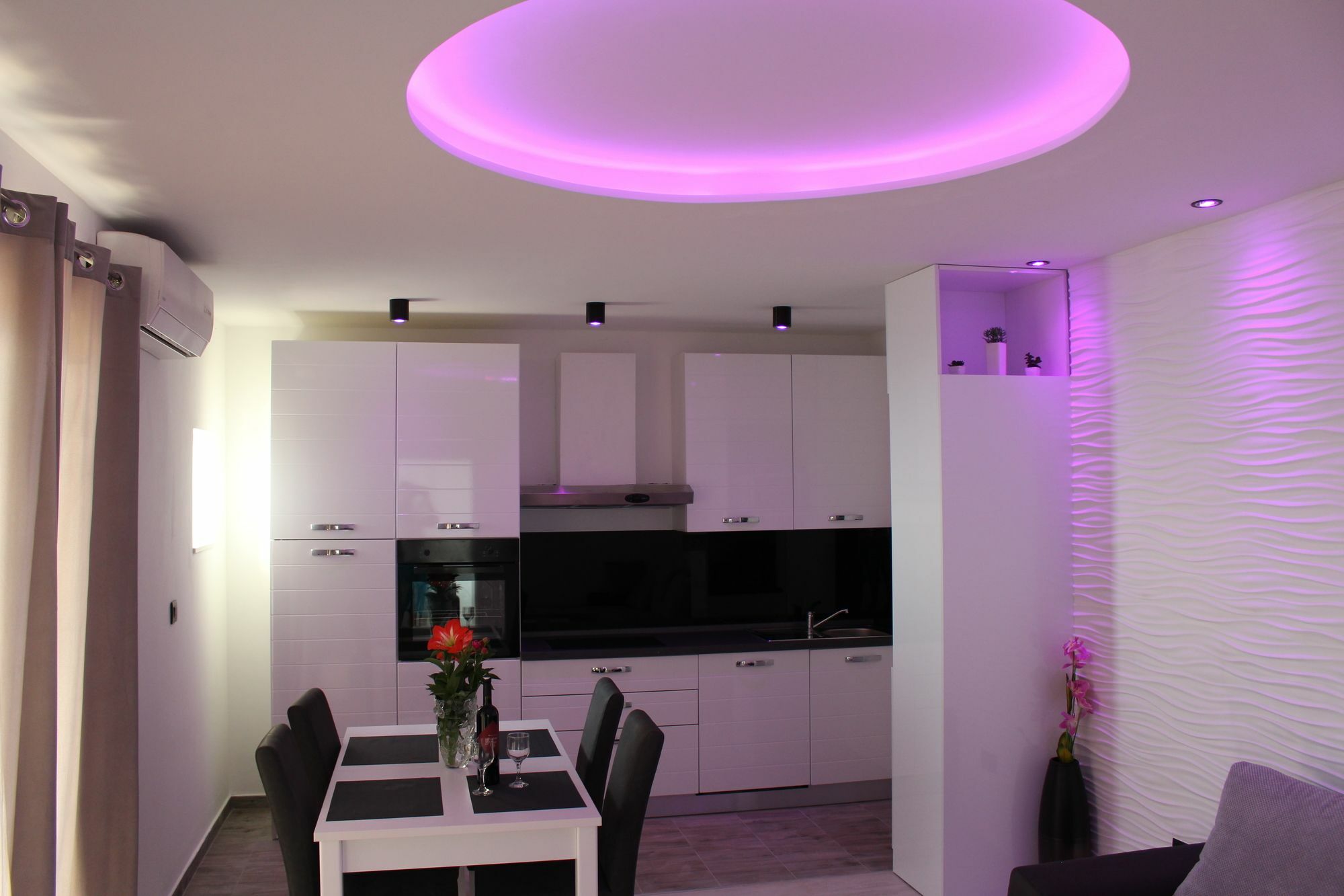 Lira Apartment
